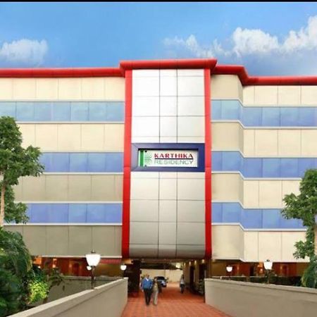 KochiKarthika Residency公寓 外观 照片