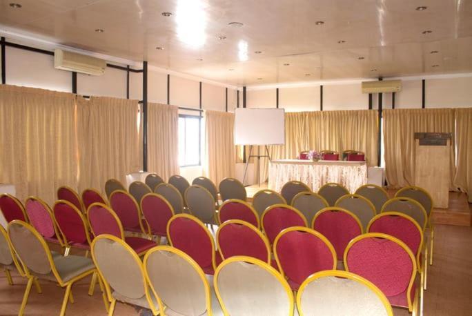 KochiKarthika Residency公寓 外观 照片